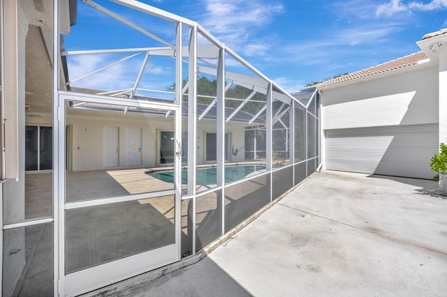 8431 SE Duncan Street, Hobe Sound, FL 33455