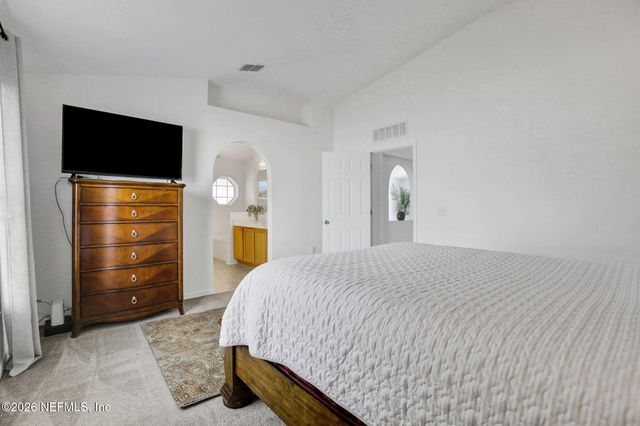 7141 CUMBRIA Boulevard E, Jacksonville, FL 32219