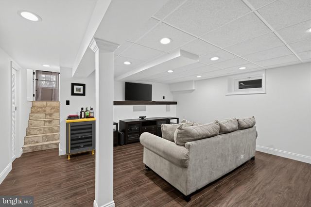 128 WESTMINSTER DR, Wallingford, PA 19086