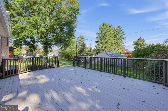 128 WESTMINSTER DR, Wallingford, PA 19086