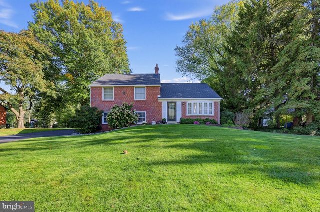 128 WESTMINSTER DR, Wallingford, PA 19086