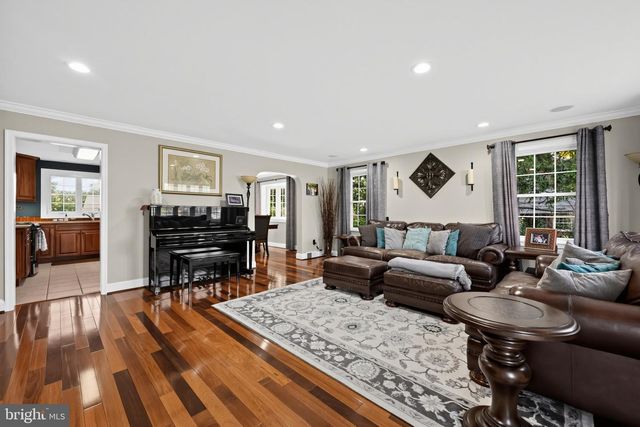128 WESTMINSTER DR, Wallingford, PA 19086