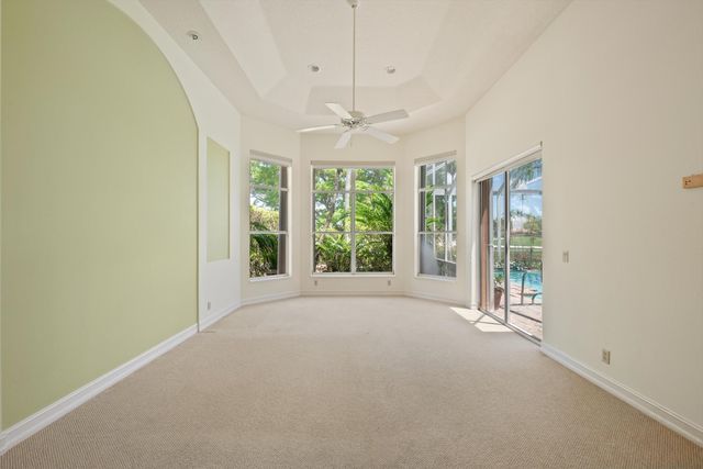 9026 Lakes Boulevard, West Palm Beach, FL 33412