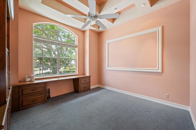 9026 Lakes Boulevard, West Palm Beach, FL 33412