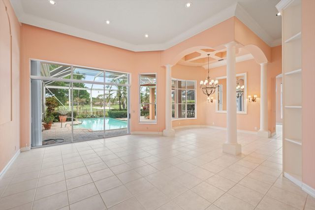 9026 Lakes Boulevard, West Palm Beach, FL 33412