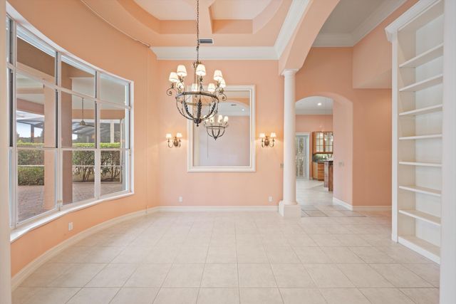 9026 Lakes Boulevard, West Palm Beach, FL 33412