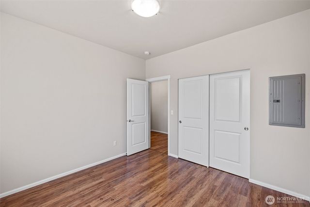26195 21st Place S, Des Moines, WA 98198