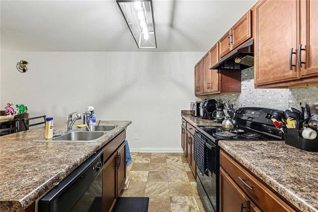 409 Erin Court, Villa Rica, GA 30180