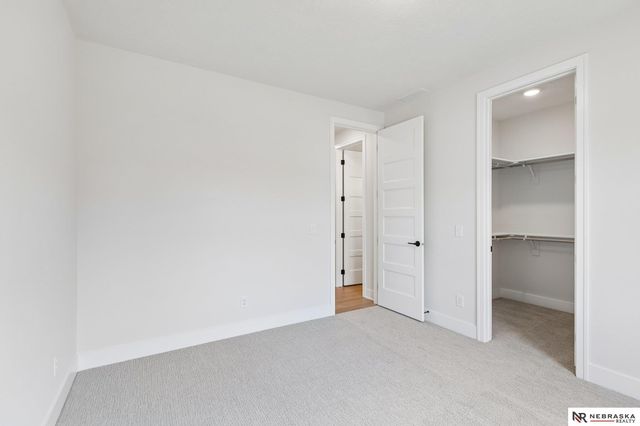 7805 N 167 Avenue, Bennington, NE 68007