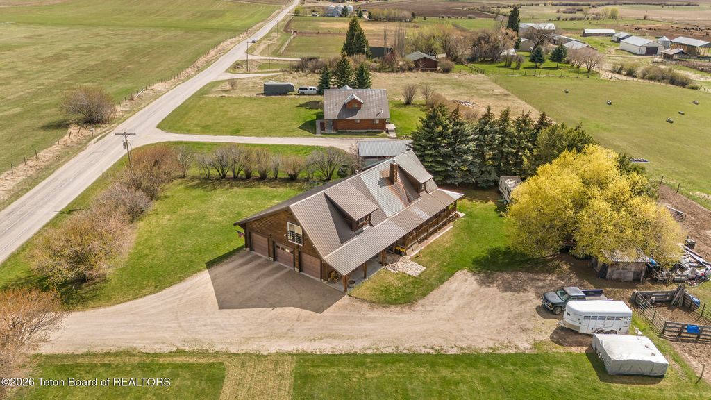 2315 S STATELINE Road, Driggs, ID 83422