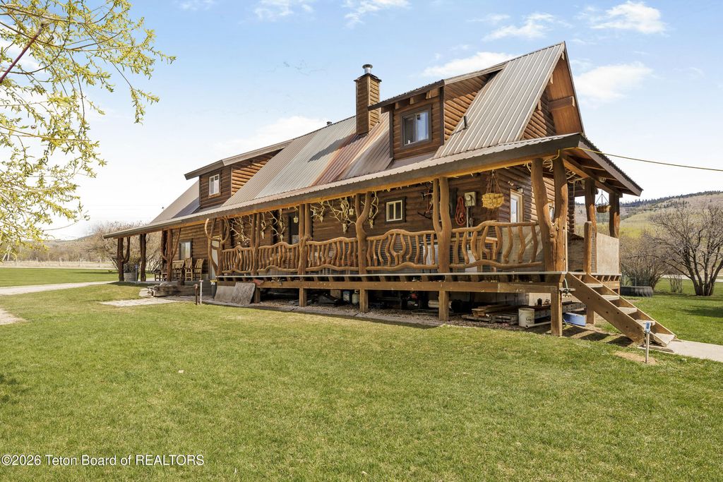 2315 S STATELINE Road, Driggs, ID 83422 photo 2