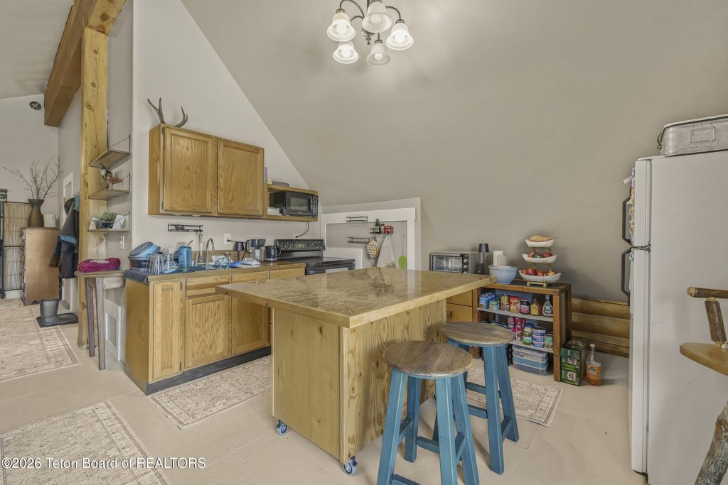 2315 S STATELINE Road, Driggs, ID 83422 photo 23