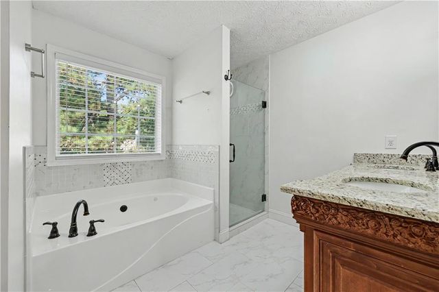 3159 Battlement Circle, Loganville, GA 30052
