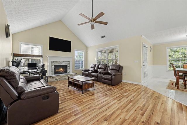 3159 Battlement Circle, Loganville, GA 30052