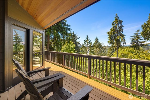 13441 64th Terrace NE, Kirkland, WA 98034