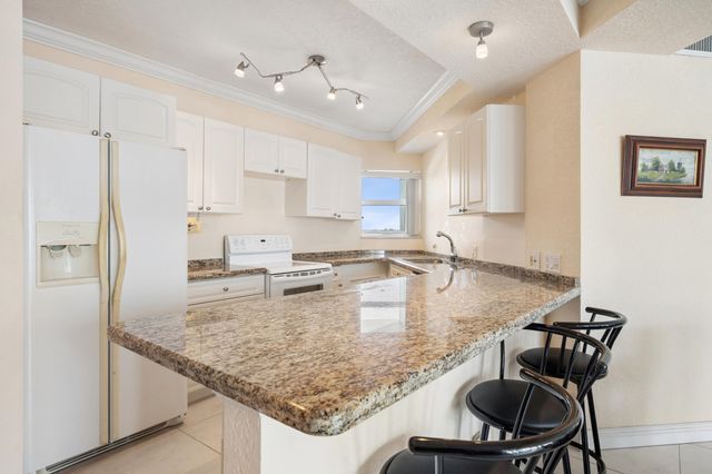 1900 S Ocean Drive 1006, Fort Lauderdale, FL 33316