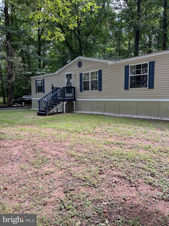 740 BUTTER RD, Dover, PA 17315