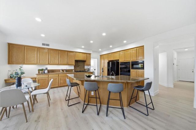 7668 Buckeye Court, Dublin, CA 94568