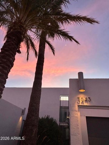 3243 E CAMELBACK Road, Phoenix, AZ 85018