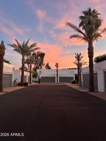 3243 E CAMELBACK Road, Phoenix, AZ 85018