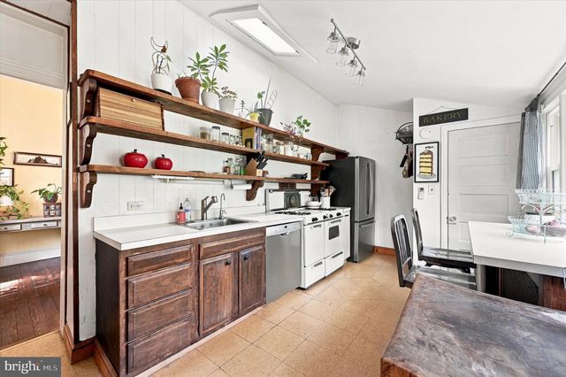 528 W SEDGWICK ST, Philadelphia, PA 19119