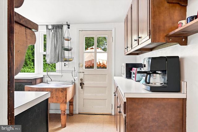 528 W SEDGWICK ST, Philadelphia, PA 19119