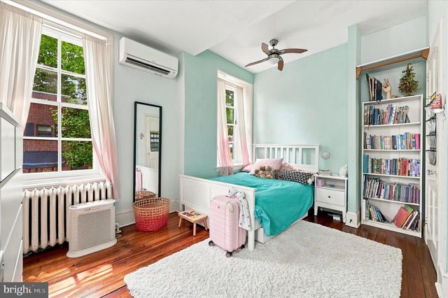 528 W SEDGWICK ST, Philadelphia, PA 19119