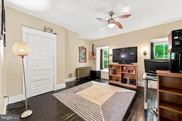 528 W SEDGWICK ST, Philadelphia, PA 19119