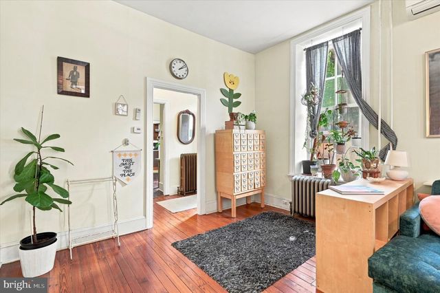 528 W SEDGWICK ST, Philadelphia, PA 19119