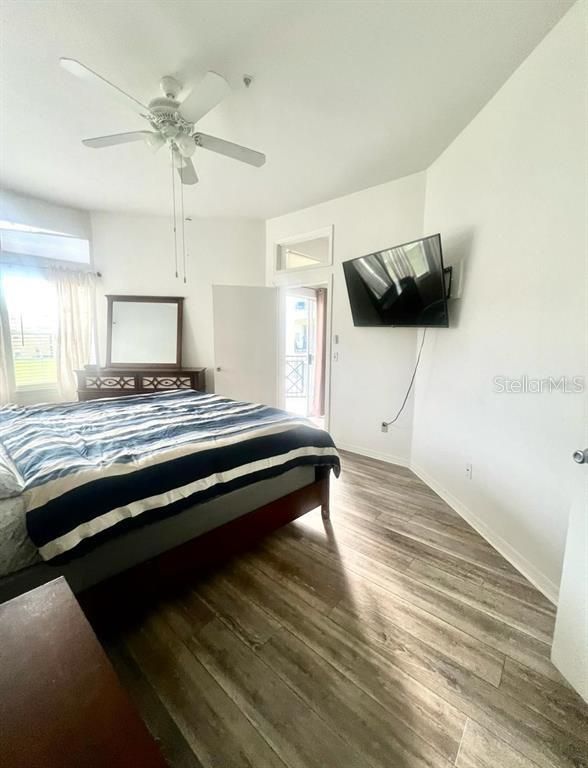 Image 16 of property listing at 7360 WESTPOINTE BOULEVARD 127, Orlando, FL 32835