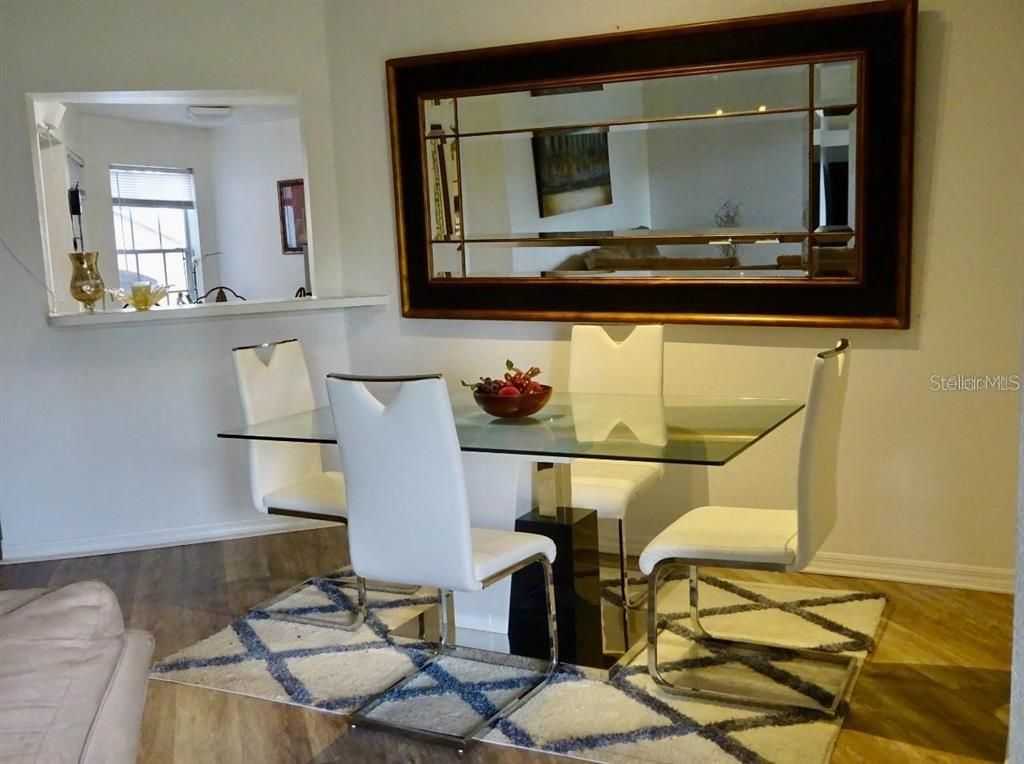 Image 5 of property listing at 7360 WESTPOINTE BOULEVARD 127, Orlando, FL 32835