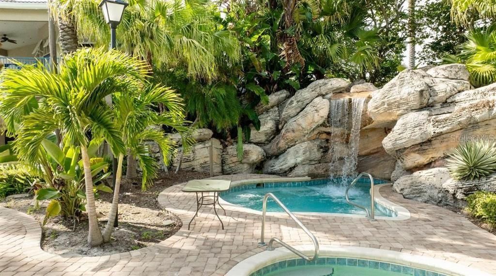 Image 47 of property listing at 7360 WESTPOINTE BOULEVARD 127, Orlando, FL 32835