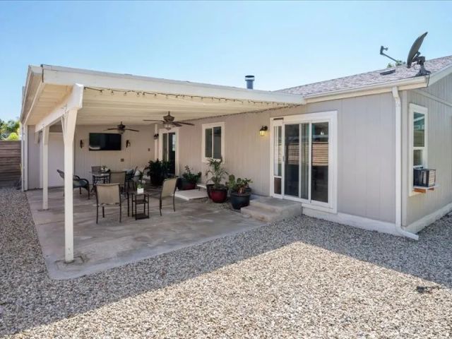 20039 Shadow Island, Canyon Country, CA 91351