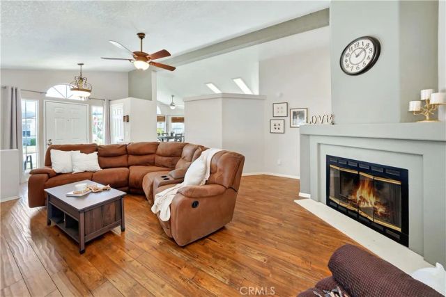 20039 Shadow Island, Canyon Country, CA 91351