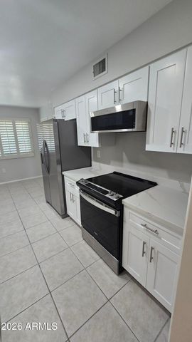 10715 W TROPICANA Circle, Sun City, AZ 85351