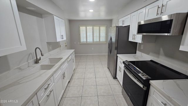 10715 W TROPICANA Circle, Sun City, AZ 85351