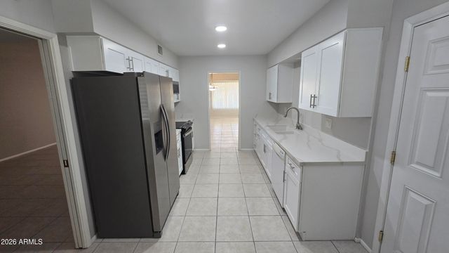 10715 W TROPICANA Circle, Sun City, AZ 85351
