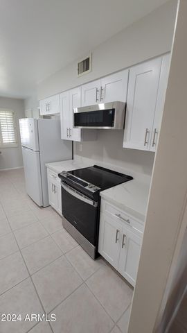 10715 W TROPICANA Circle, Sun City, AZ 85351