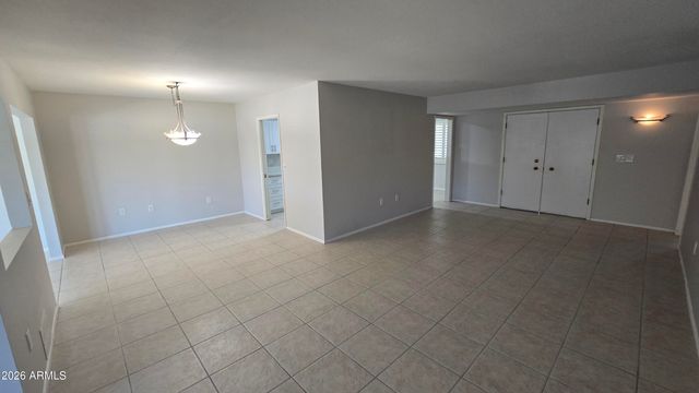 10715 W TROPICANA Circle, Sun City, AZ 85351