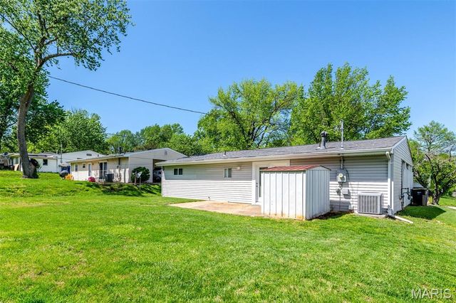 9462 Margo Ann Lane, St Louis, MO 63134