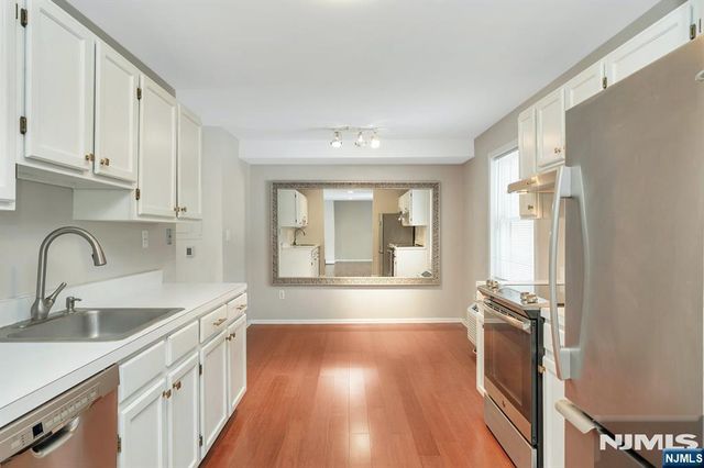 50 Pine C211, Montclair, NJ 07042