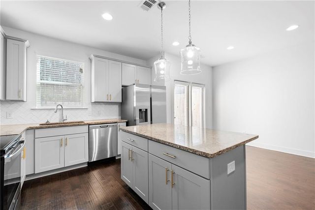 1821 Edgehill Drive, Lithonia, GA 30058