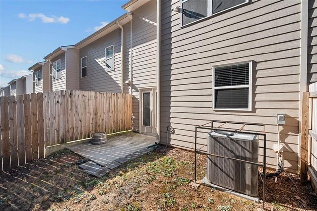 1821 Edgehill Drive, Lithonia, GA 30058