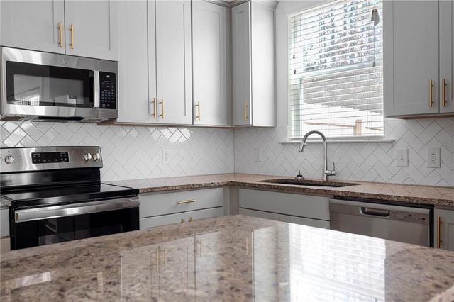 1821 Edgehill Drive, Lithonia, GA 30058