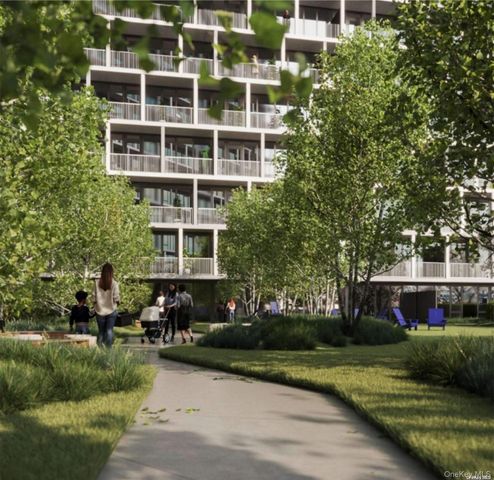 131-02B 40TH Road 12N, Flushing, NY 11354