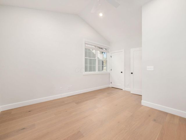 2015 W 5th Avenue, 108, Marble Cliff, OH 43212