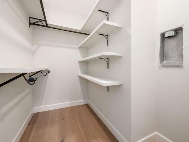 2015 W 5th Avenue, 108, Marble Cliff, OH 43212