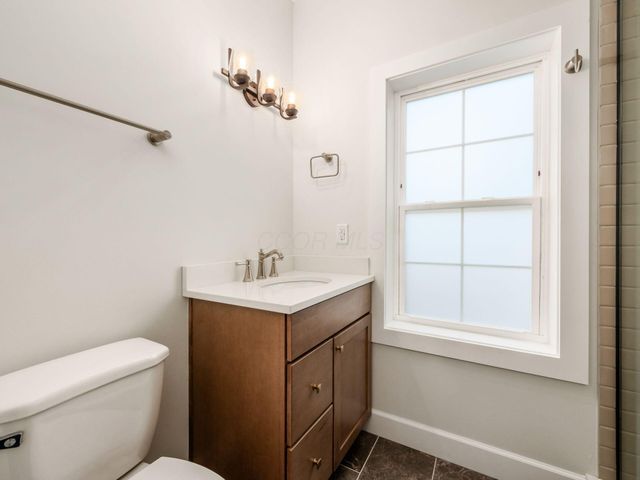 2015 W 5th Avenue, 108, Marble Cliff, OH 43212