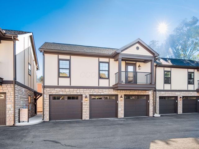 2015 W 5th Avenue, 108, Marble Cliff, OH 43212