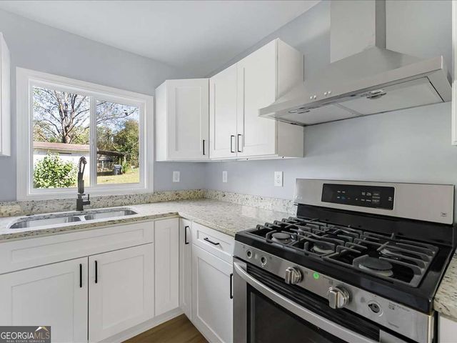 2621 Walton Way SW, Marietta, GA 30060